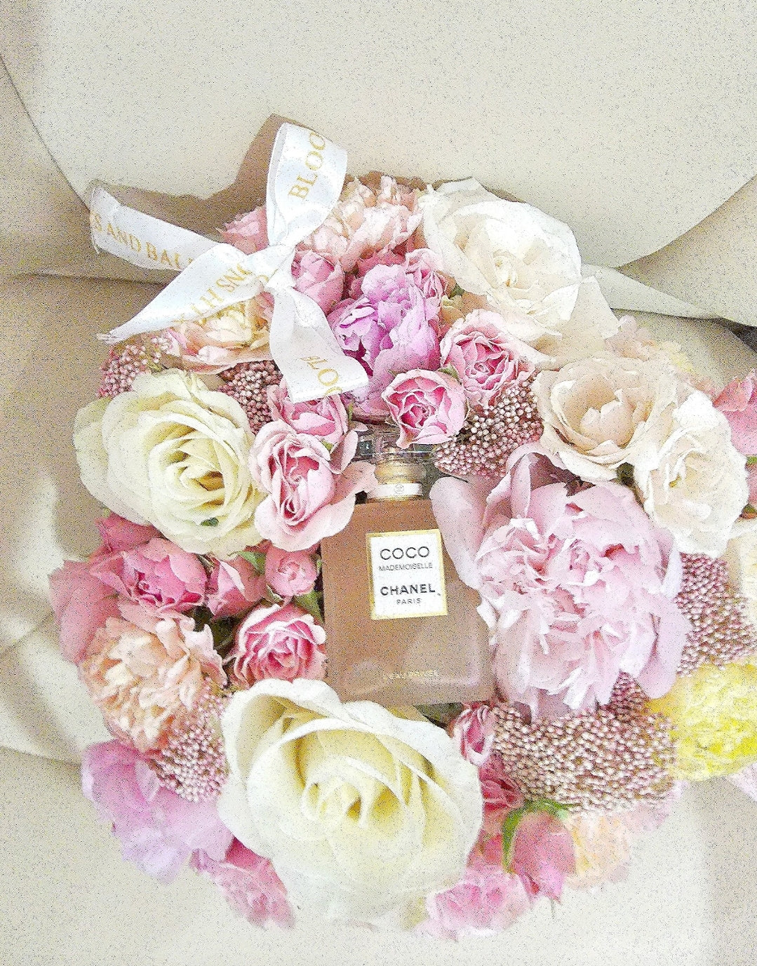 Flora's Flowers and Perfume Set